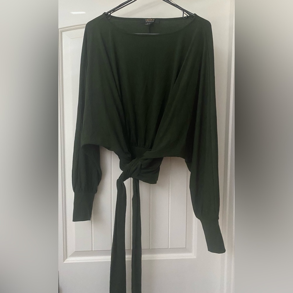 Forever 21 Dark Green Tie-Front Blouse Size (L) NWOT